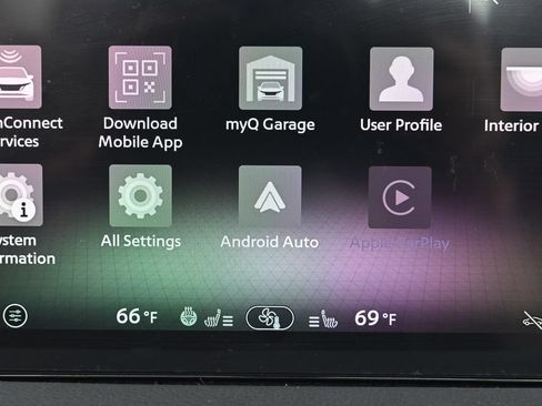 Used 2026 Nissan Sentra SR w/ SR Premium Package FWD image 29