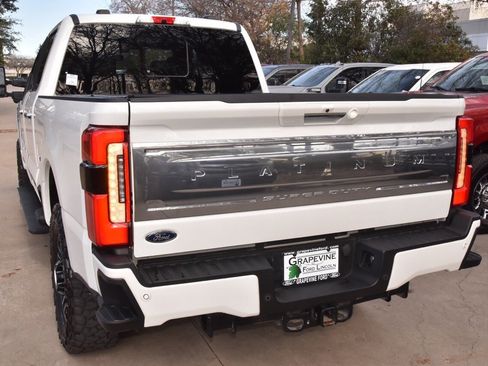 Certified 2024 Ford F250 Platinum image 42