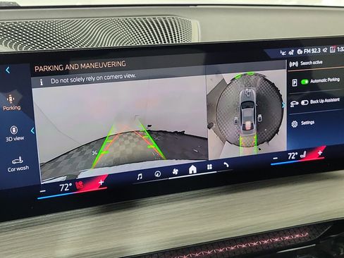 New 2026 BMW 330i xDrive 330i xDrive w/ Premium Package image 19