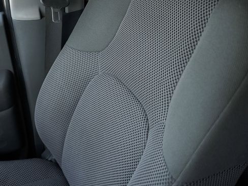 Used 2019 Nissan Frontier SV RWD image 19