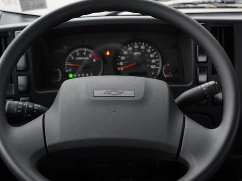 New 2025 Chevrolet Low Cab Forward image 13