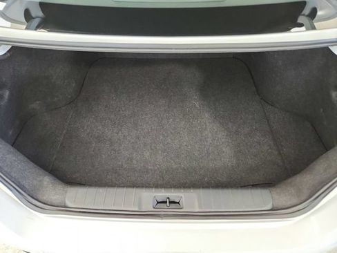 Used 2025 Nissan Sentra SV FWD image 21