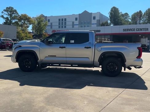 New 2026 Toyota Tundra SR5 image 3