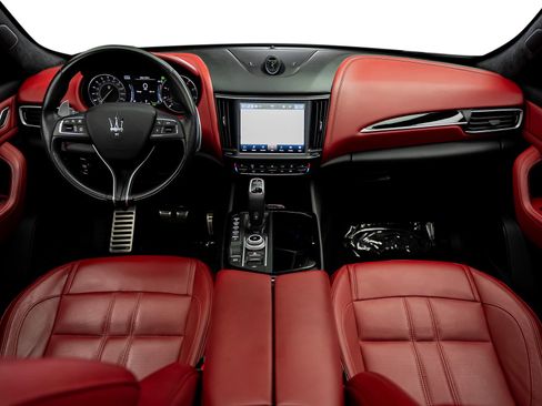 Used 2022 Maserati Levante Modena AWD/4WD image 4