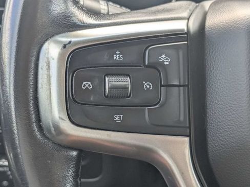 Used 2021 Chevrolet Suburban LT RWD image 26