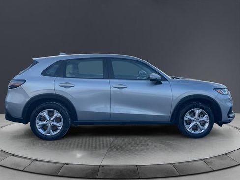 Certified 2024 Honda HR-V LX image 6