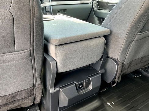 Used 2024 Ford F150 XLT image 30