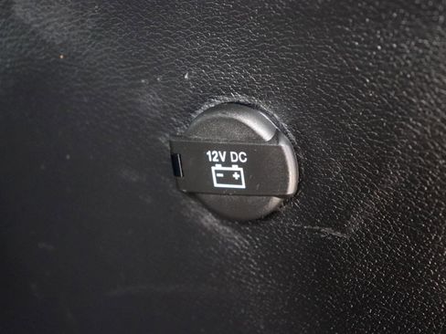 Used 2025 Chrysler Pacifica Limited FWD image 60
