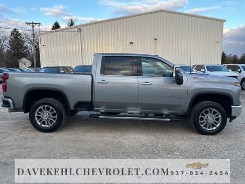 Used 2024 Chevrolet Silverado 3500 LTZ w/ LTZ Plus Package image 6