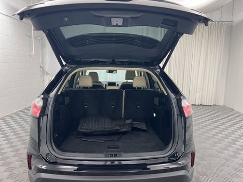 Used 2022 Ford Edge SEL w/ Convenience Package image 8