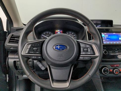 Used 2021 Subaru Crosstrek 2.0i Premium w/ Moonroof Package AWD/4WD image 17