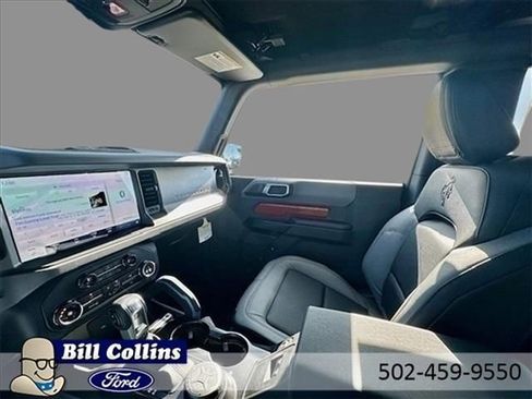 New 2024 Ford Bronco Black Diamond image 21