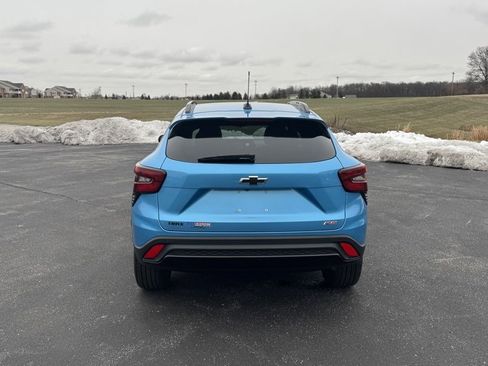 New 2025 Chevrolet Trax RS w/ Sunroof Package image 7