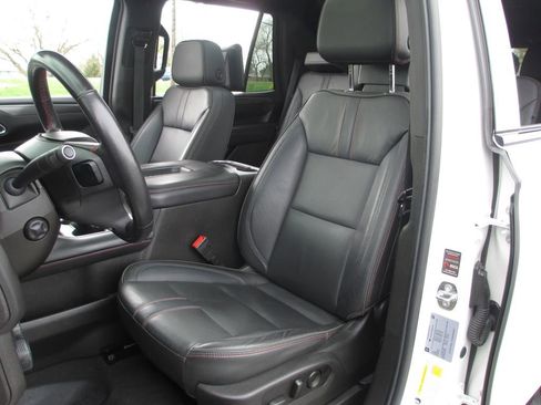 Used 2021 Chevrolet Tahoe RST w/ Luxury Package image 19