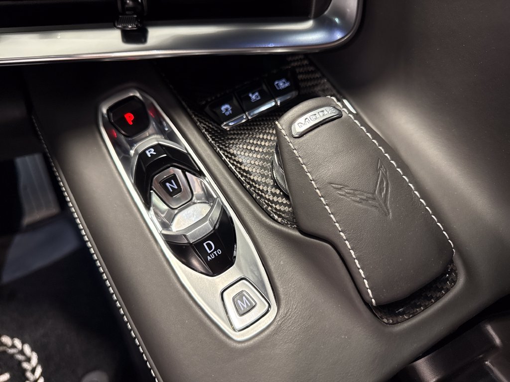 Used 2022 Chevrolet Corvette Stingray Premium Cpe w/ Z51 Performance Package RWD image 13