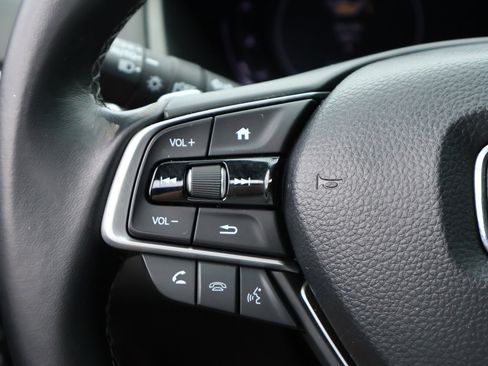 Used 2019 Honda Accord Sport image 13