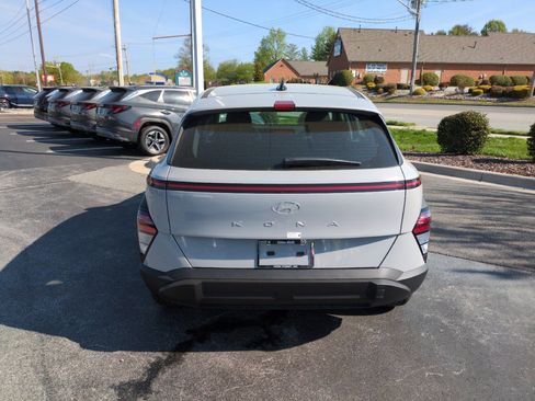 New 2026 Hyundai Kona SE FWD image 6
