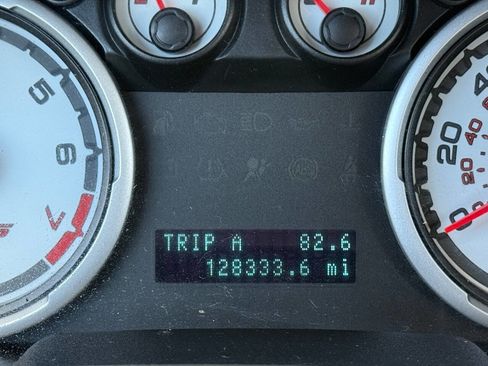 Used 2009 Ford Focus SEL image 26