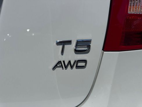 Used 2018 Volvo S60 T5 Dynamic w/ Protection Package AWD/4WD image 10