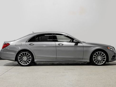 Used 2015 Mercedes-Benz S 550 Sedan w/ Sport Package w/ Sport Package image 5
