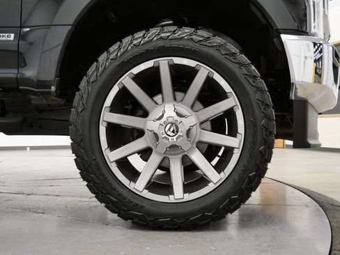 Used 2020 Ford F350 Lariat image 37