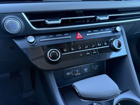 New 2026 Hyundai Sonata SE FWD image 18