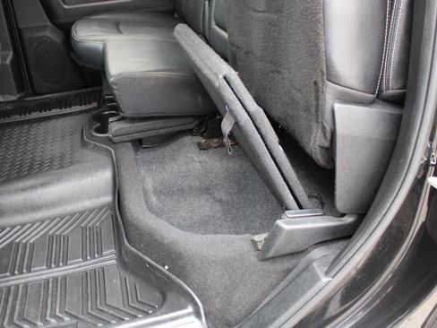 Used 2018 RAM 2500 Laramie w/ Sport Appearance Group image 46