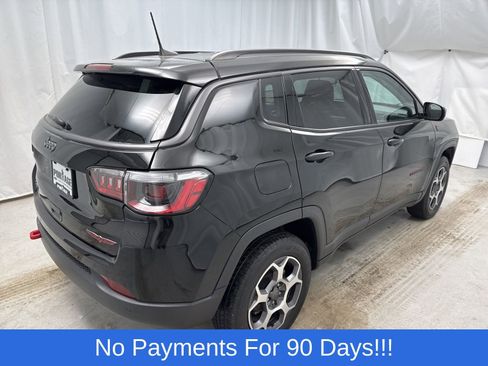 Used 2022 Jeep Compass Trailhawk w/ Trailhawk Convenience Group image 2