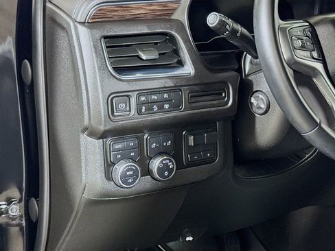 Certified 2023 Chevrolet Tahoe Z71 w/ Z71 Off-Road Package AWD/4WD image 8