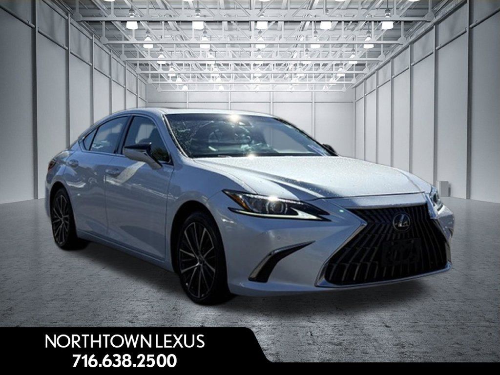 Used 2023 Lexus ES 350 w/ Premium Package FWD image 4