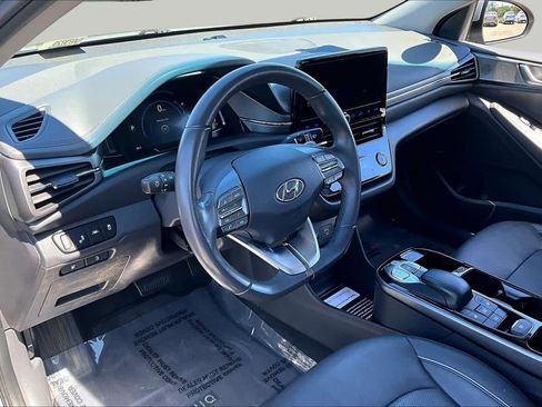 Used 2021 Hyundai Ioniq Limited FWD image 17