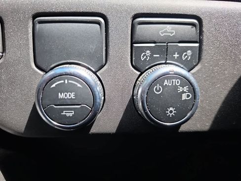 Used 2022 GMC Sierra 1500 SLE RWD image 23