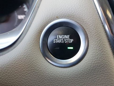 Used 2022 Chevrolet Traverse LS image 26