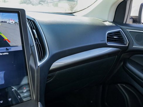 Used 2024 Ford Edge SEL image 29