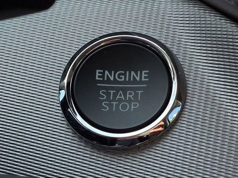 New 2025 Ford Explorer Active image 32