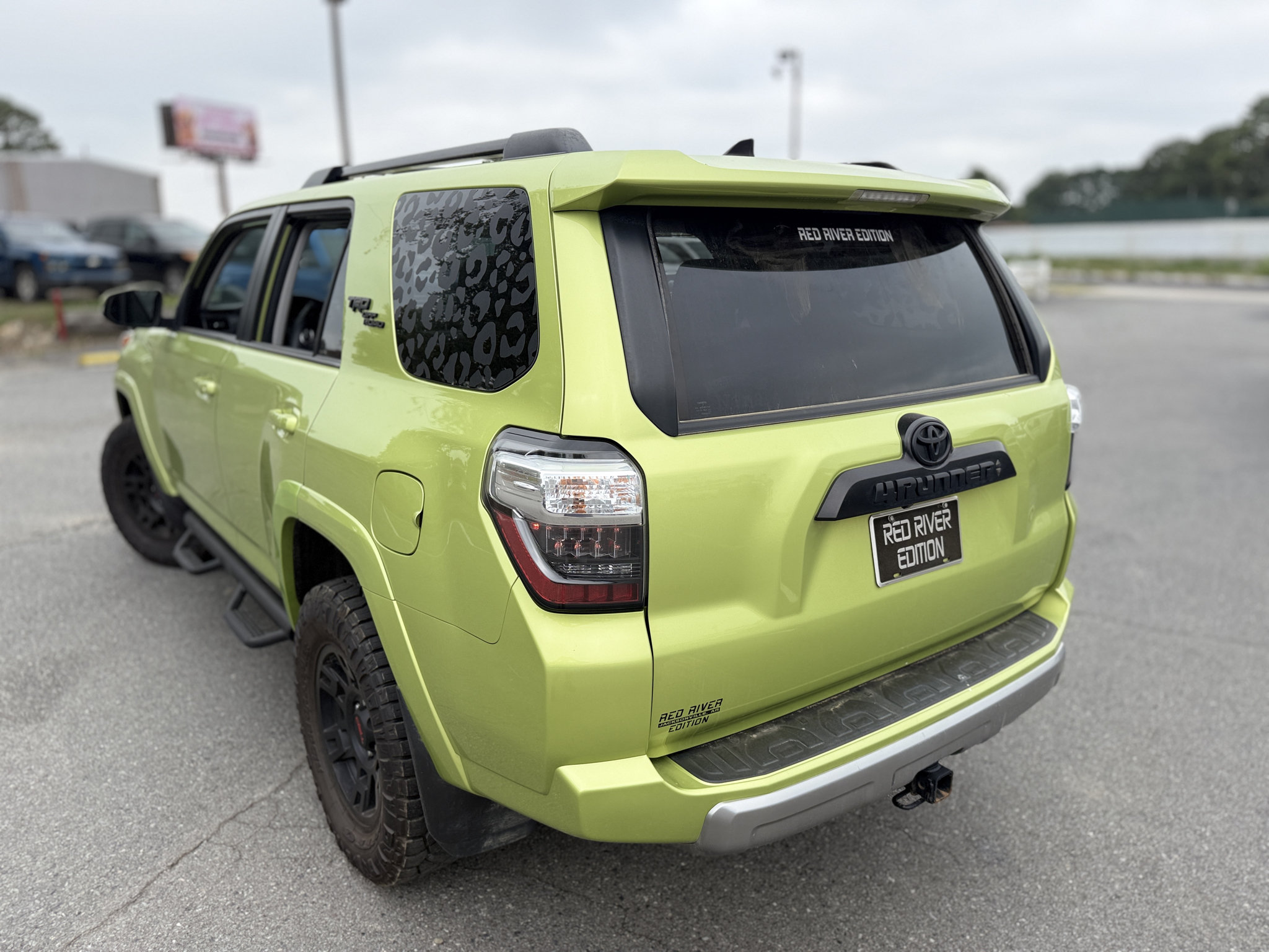 Used 2023 Toyota 4Runner TRD Off-Road Premium AWD/4WD image 18