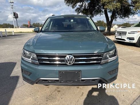 Used 2019 Volkswagen Tiguan SE image 3