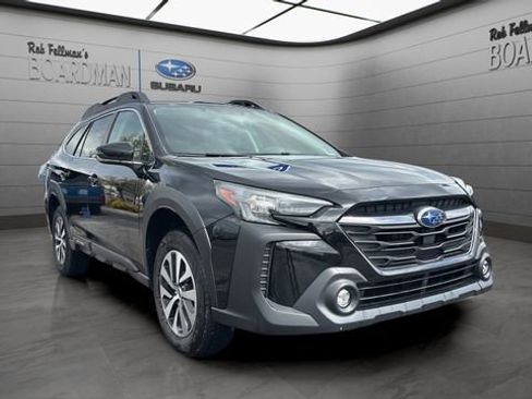Used 2023 Subaru Outback Premium AWD/4WD image 2