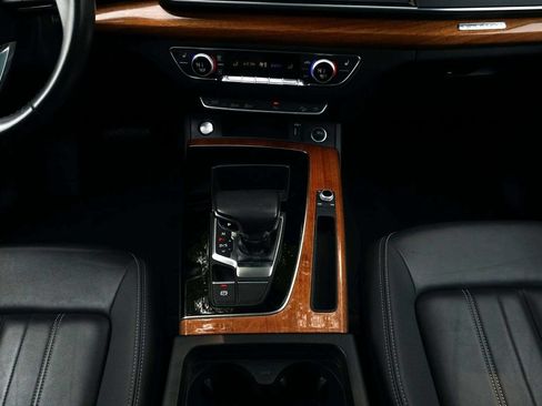 Used 2023 Audi Q5 2.0T Premium w/ Convenience Package AWD/4WD image 23