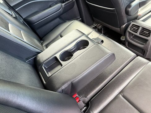 Used 2018 Honda Ridgeline RTL-T image 42