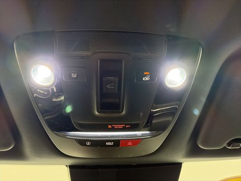 Certified 2023 Kia Sportage X-Line w/ X-Line Premium Package image 32