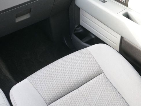 Used 2013 Ford F150 XLT RWD image 24