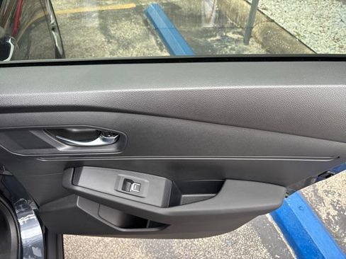 Used 2025 Honda Accord LX image 41