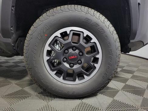 New 2026 Toyota Tacoma TRD Off-Road AWD/4WD image 9