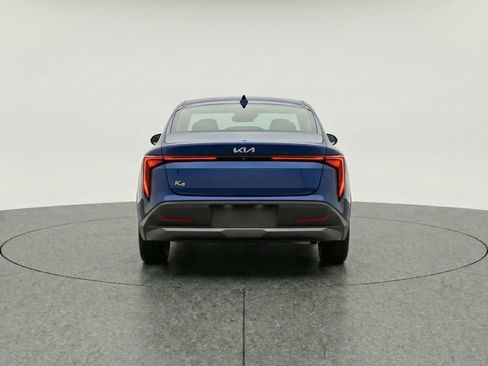 Used 2025 Kia K4 LXS image 7