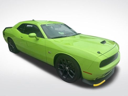 Used 2023 Dodge Challenger R/T RWD image 2