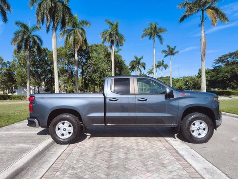 Used 2020 Chevrolet Silverado 1500 LT w/ All-Star Edition AWD/4WD image 18