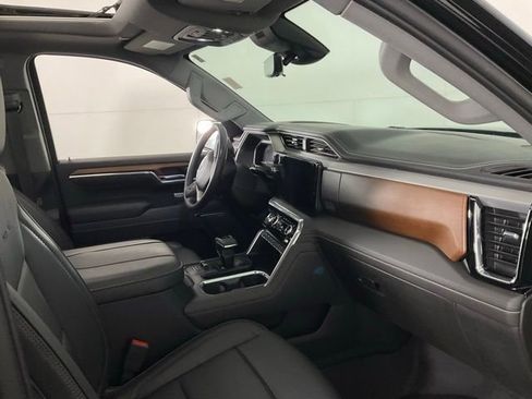 Used 2023 GMC Sierra 1500 Denali w/ Denali Reserve Package image 30