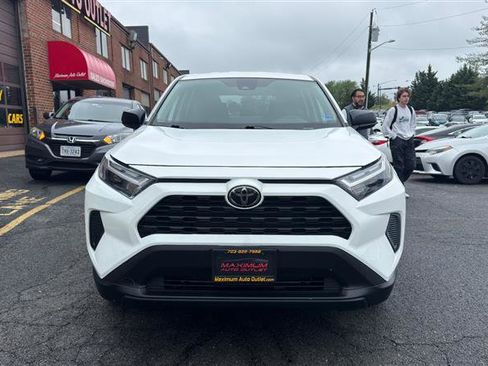 Used 2024 Toyota RAV4 LE FWD image 2