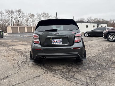 Used 2019 Chevrolet Sonic LT w/ LPO, Performance Package image 4